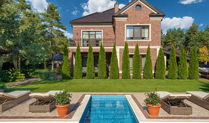 Modern House – 472 Jupiter Street, Moonlight, New York, NY 12345